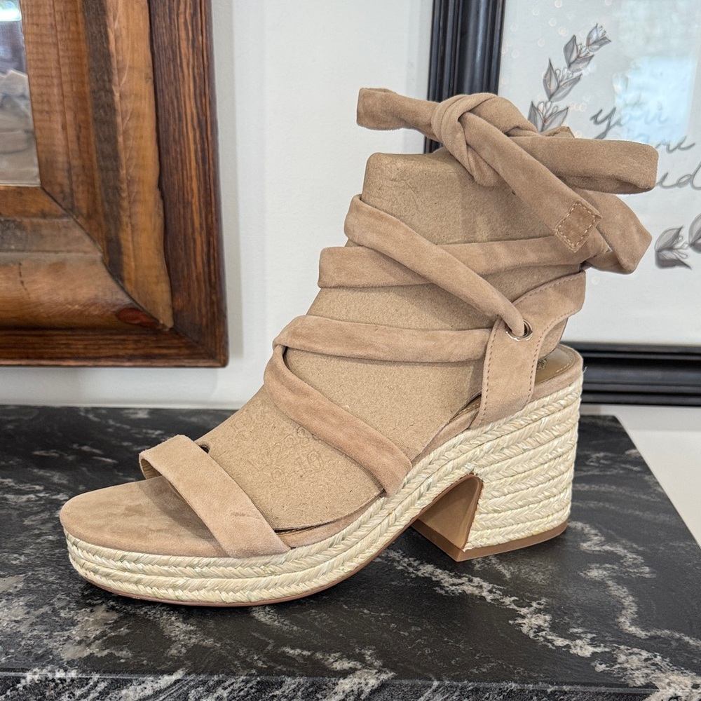 Vince Camuto Tan Suede Espadrille Sandals